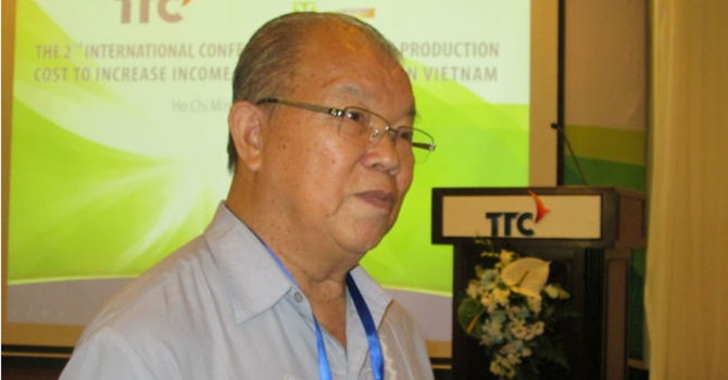 GS Võ Tòng Xuân chia sẻ kinh nghiệm trồng & tưới mía