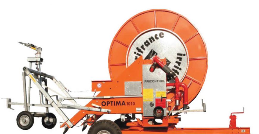 Xe-tuoi-tu-cuon-Irrifrance-Optima-1005-1010--tuoi-canh-dong